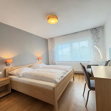 Familien-apartment Bodanum Für 4 Personen - Mit Eigener Terrasse - Naturnahe Ortsrandlage - Arbeitsplatz Mit Vdsl - 10 Min Zum Nürburgring * Bodenbach