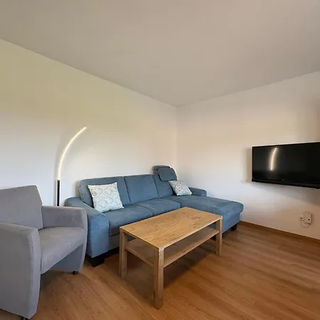 Familien-apartment Bodanum Fuer 4 Personen - Mit Eigener Terrasse - Naturnahe Ortsrandlage - Arbeitsplatz Mit Vdsl - 10 Min Zum Nuerburgring Lägenhet